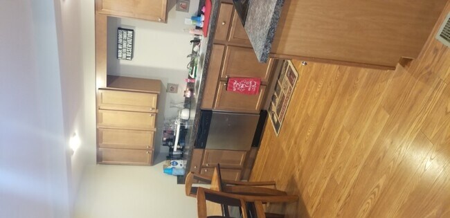 Photo - 1047 Fyler Rd