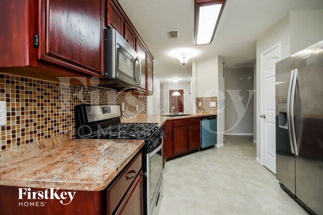 Photo - 2210 Dublin Dr