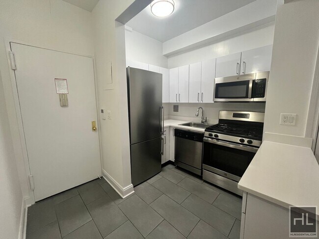 WEST 22 STREET - WEST 22 STREET Apartment Unit 1C