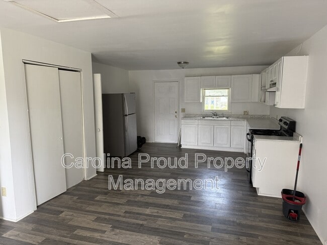 Photo - 4134 Corbett Cir