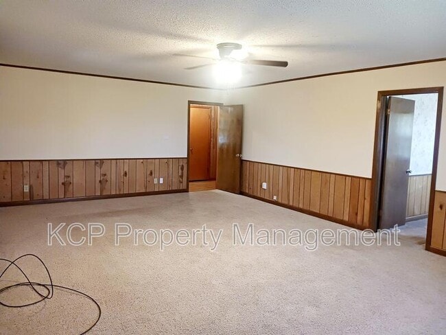 Photo - 600 Paw Paw Rd