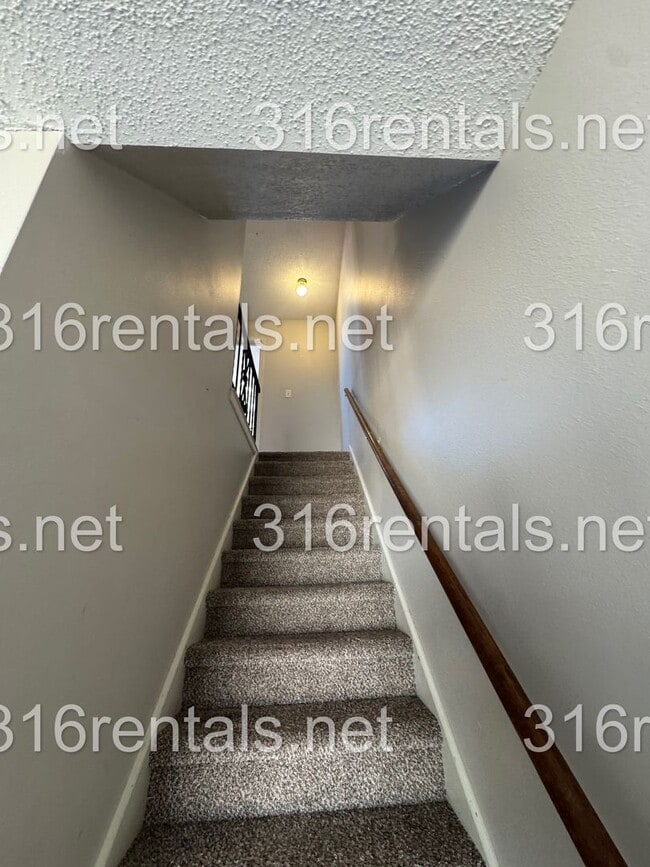 Photo - $850- 2 bed 1 bath - Townhomes