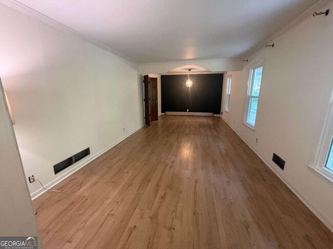 Photo - 3988 Valley Park Dr SW