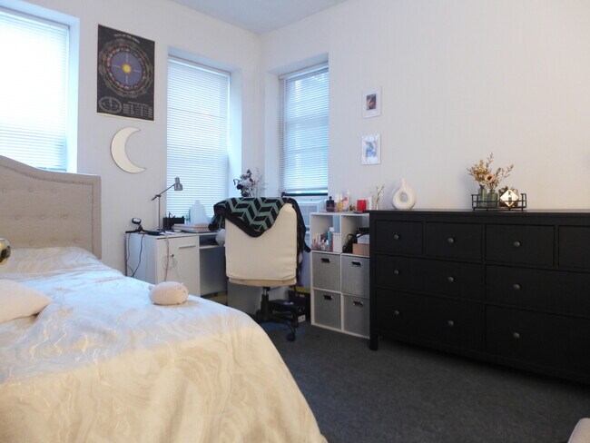 Photo - 32 Cunard St