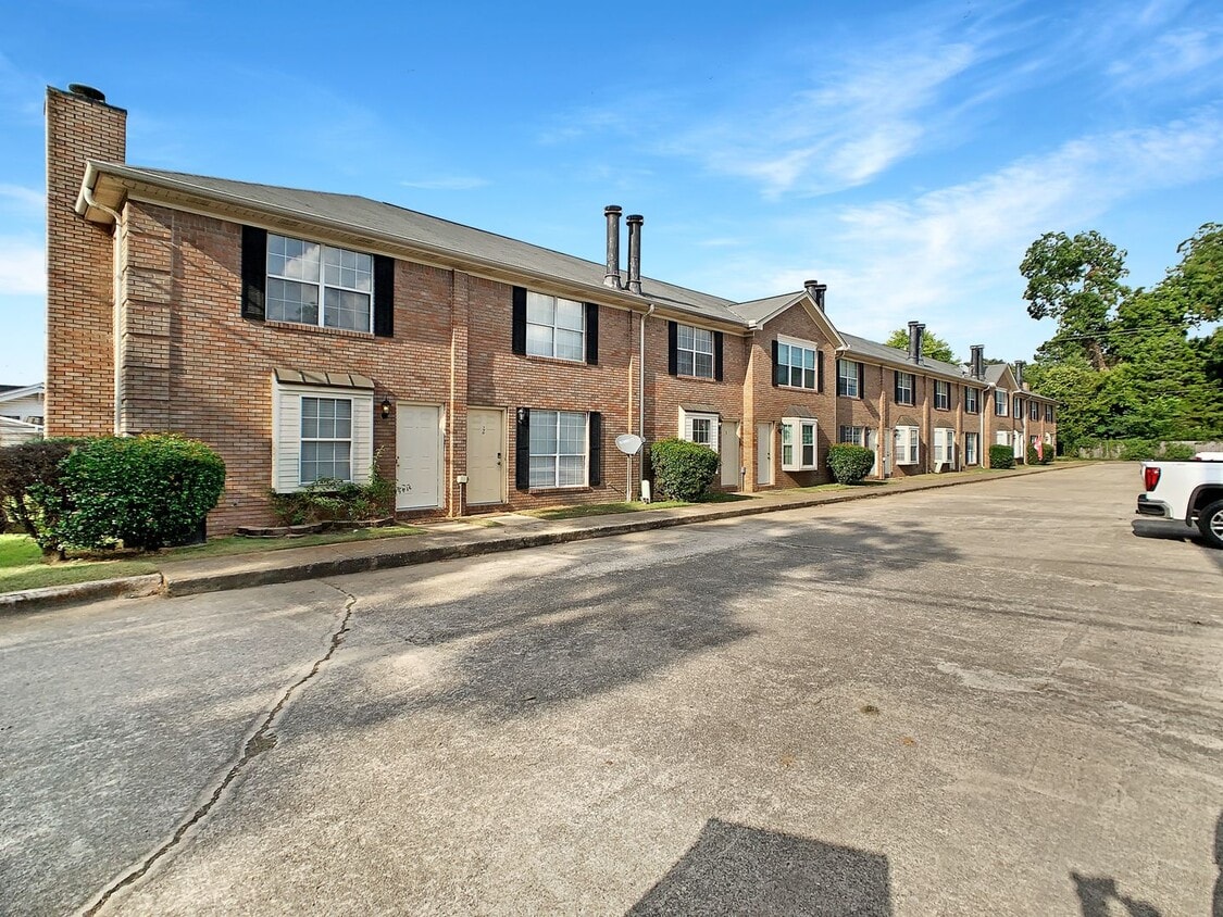 Photo - 1605 Hackberry Lane Unit 7 Tuscaloosa, AL 35401