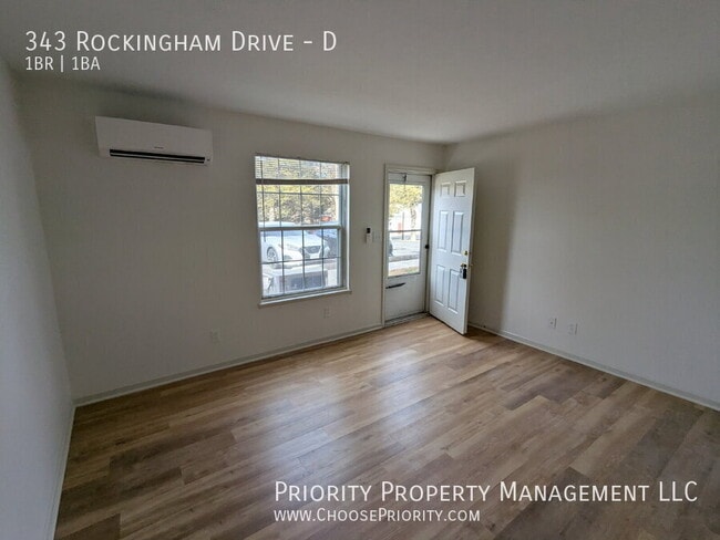 Photo - 343 Rockingham Dr Unidad D