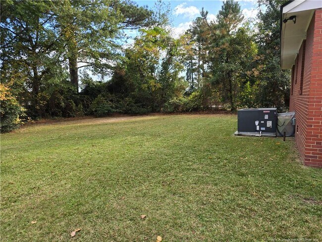 Photo - 479 McBain Dr