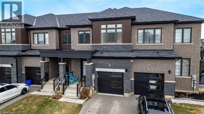 Photo - 54 Oaktree Dr