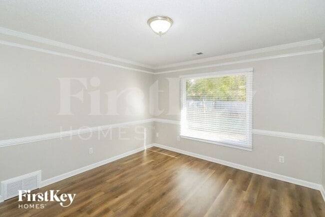 Photo - 8827 Dewberry Ln