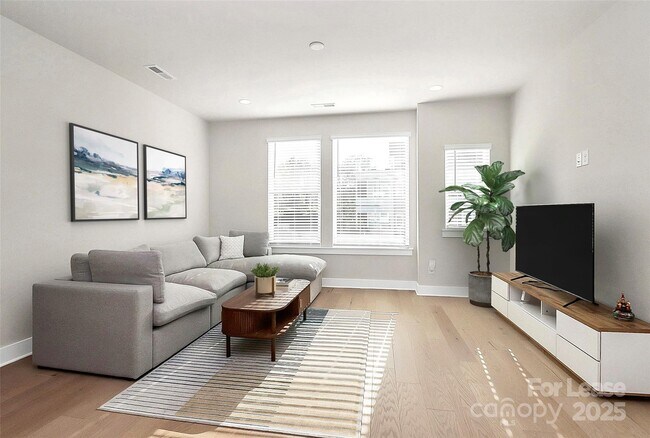 Photo - 338 E Cama St