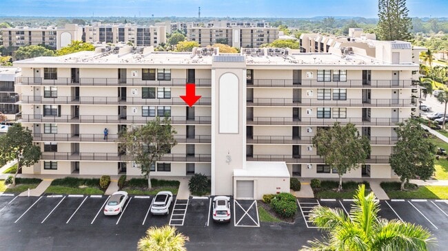 Photo - 3 Royal Palm Way