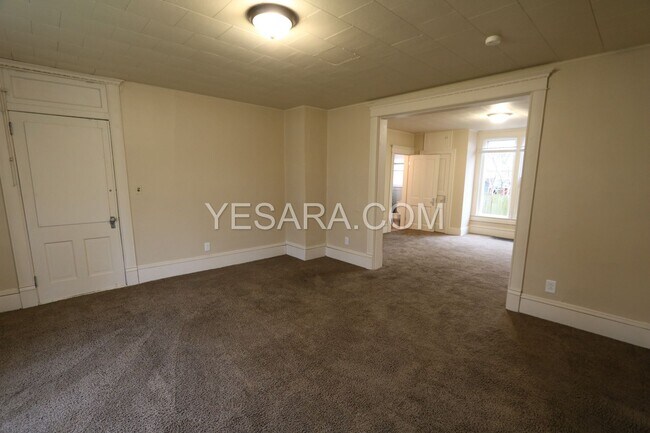 Photo - 539, 539 1/2 S Adams St, Burlington, IA 52601 Unit 539