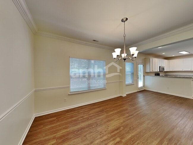 Photo - 107 Fleishhacker Pl