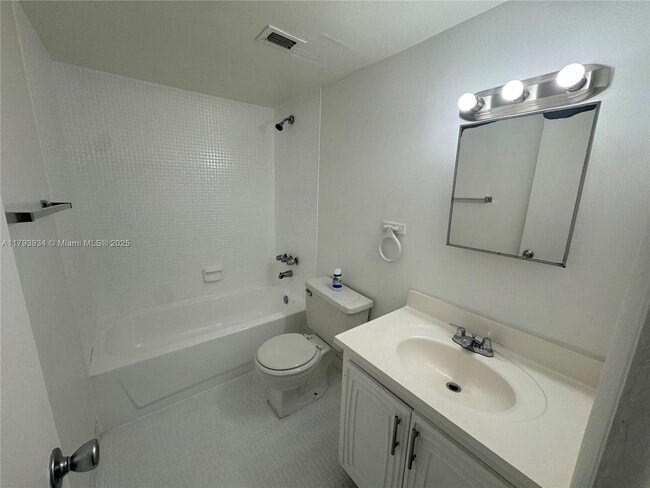 Photo - 488 NW 165th St Unit B-516