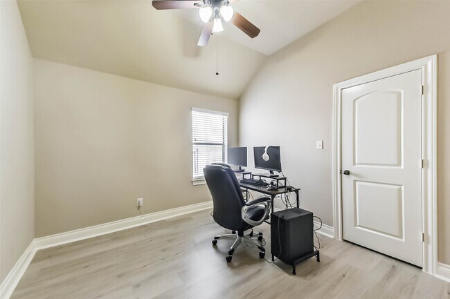 Photo - 13010 Gentle Water Dr