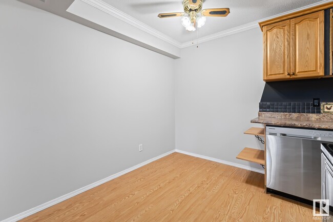 Photo - 10811 115 St NW Unit 107