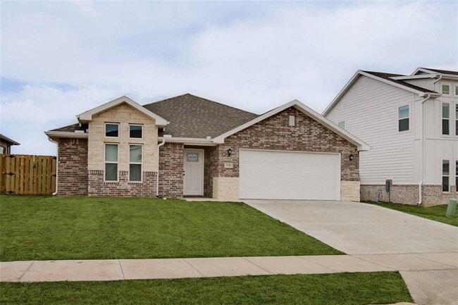 Photo - 2140 Bluestem Dr