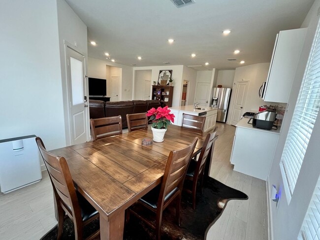 Photo - Beautiful Newer 3-2-2 with WOW Yard! May 2026 Move-in!