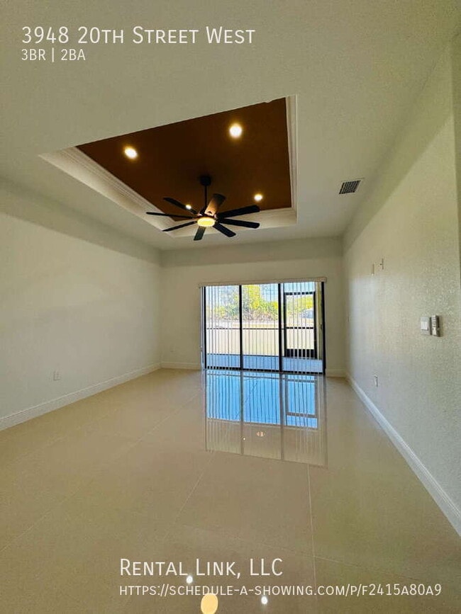 Photo - 3948 20th St W