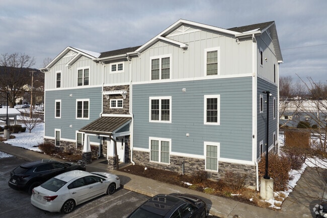 Trailview Place