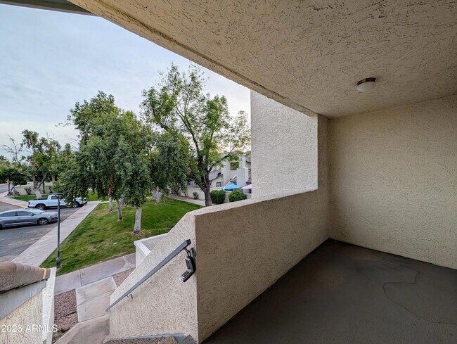 Photo - 1222 W Baseline Rd