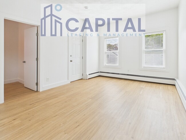 37 Harris Ave
