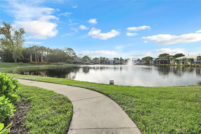 Building Photo - 851 Gulf Pavillion Dr Unit 202