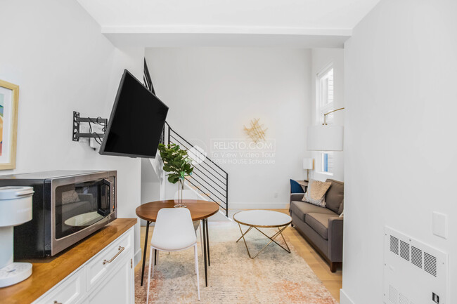 Photo - 2265 Sacramento St Unidad 2