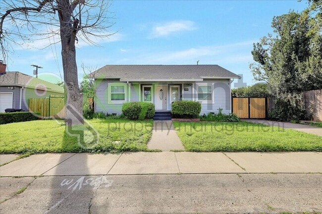 Photo - 4404 Lantana Ave