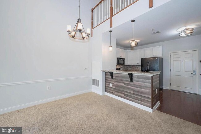 Photo - 300 W Elm St Unit 2410