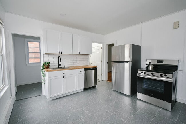 Photo - 22 Kelley St