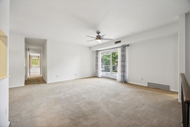 Photo - 2BD/2BA with a Den in Old Forge Crossing!