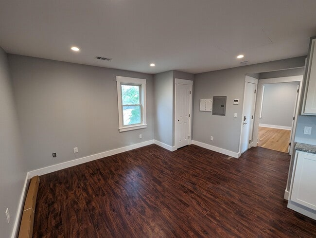 Photo - 150 Orange St Unit 3