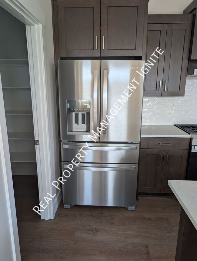 Photo - 60948 SE Apollo Pl