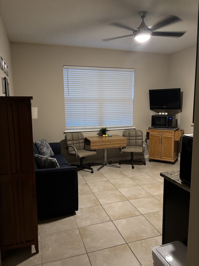 Building Photo - 2304 Midnight Pearl Dr Unit Apt B