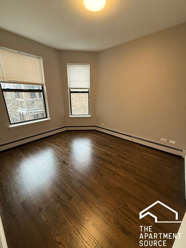 Photo - 368 E 59th St Unit #3