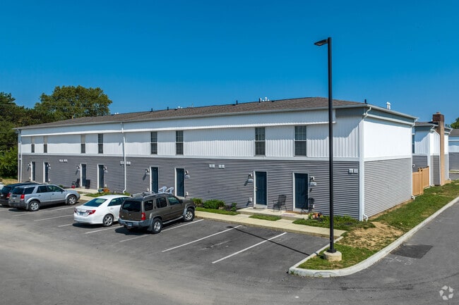 Northern Place-2 BD Townhome w Full Basement
