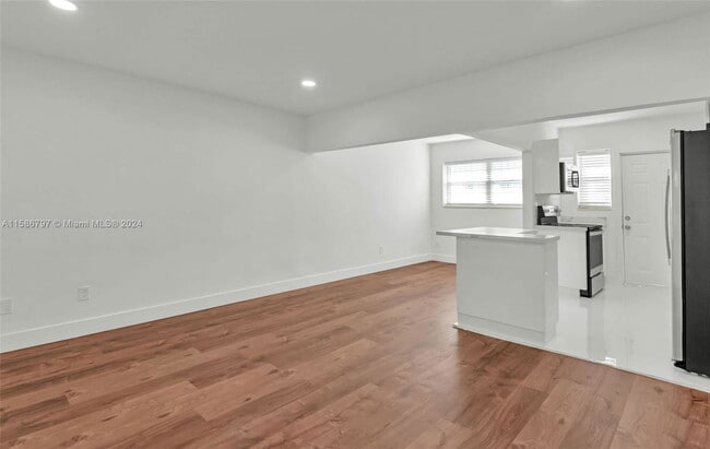 Photo - 4200 NE 1st Ave