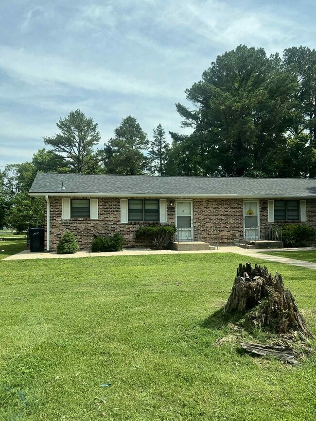 Photo - 601-607 Meadowmere Dr Townhome