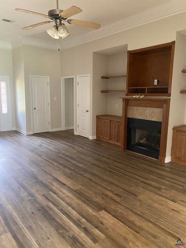 Photo - 131 Huntley Dr