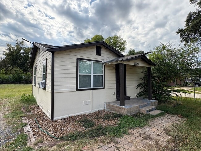 Building Photo - 10019 Porto Rico Rd