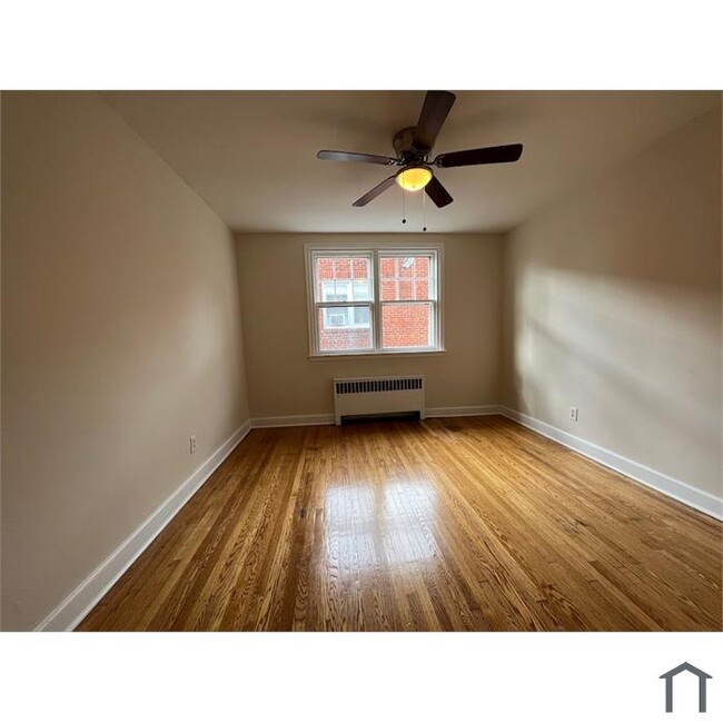 Photo - 2444 N 50th St