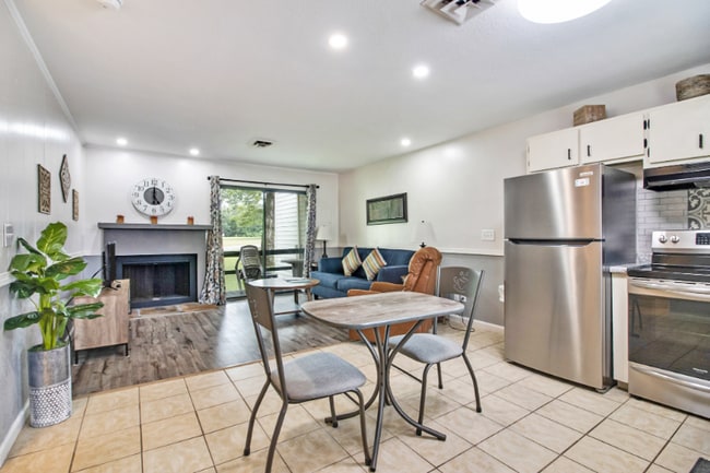 Photo - 8005 Cherokee Trail