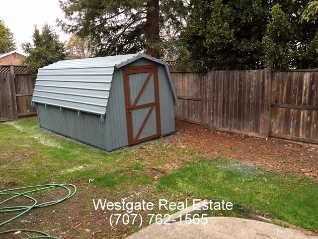 Photo - 1069 Ely Blvd S