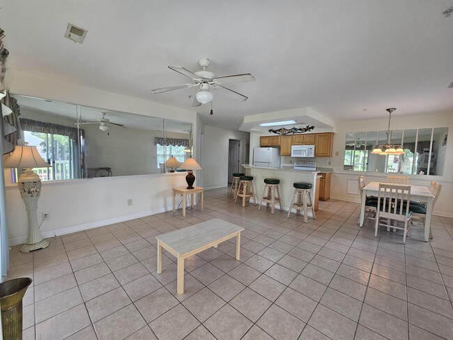 Photo - 1215 N Middleton Dr