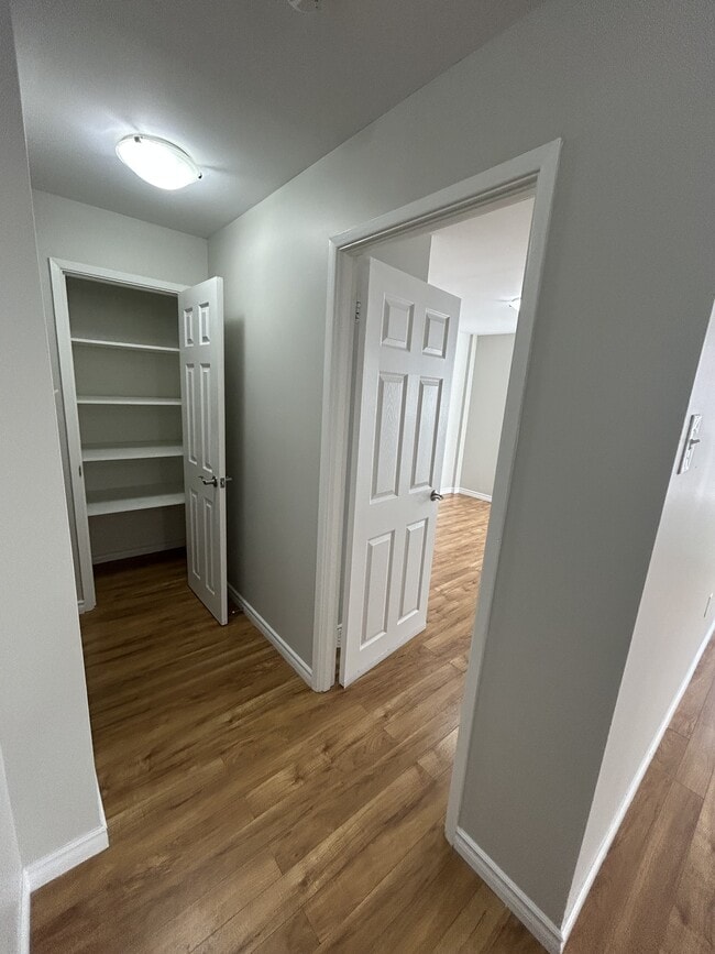 Photo - 5222-5222 Green St Unit 24