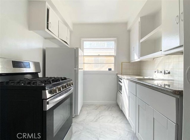 Photo - 2021 Cloverfield Blvd Townhome
