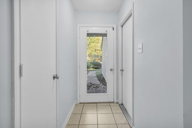 Photo - 1611 RaceTrack Rd