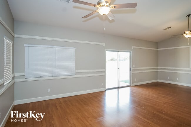 Photo - 5900 Kane Holly St