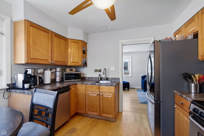 Photo - 1512 Mulford St